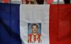 Файл=A-fan-holds-a-French-flag-001.jpg
Объём=75KB
Размеры=753x480
Дата=Апр 30, 2013 A-fan-holds-a-French-flag-001.jpg