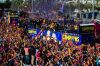 Файл=Barcelona+Celebrates+Spanish+Liga+Win+Victory+kHSRSPMOS5xx.jpg
Объём=419KB
Размеры=1024x681
Дата=Май 14, 2013 Barcelona+Celebrates+Spanish+Liga+Win+Victory+kHSRSPMOS5xx.jpg