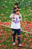 Файл=FC+Barcelona+v+RC+Deportivo+La+Coruna+La+Liga+gDvWOT4oJV1x.jpg
Объём=377KB
Размеры=681x1024
Дата=Май 23, 2015 FC+Barcelona+v+RC+Deportivo+La+Coruna+La+Liga+gDvWOT4oJV1x.jpg