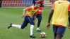 Файл=img_rruano_20161027-134035_imagenes_md_terceros_fcb_2016-10-27_entreno_69-kPAB--980x554@MundoDeportivo-Web.JPG
Объём=85KB
Размеры=980x554
Дата=Окт 28, 2016 img_rruano_20161027-134035_imagenes_md_terceros_fcb_2016-10-27_entreno_69-kPAB--980x554@MundoDeportivo-Web.JPG