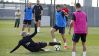 Файл=img_rruano_20171011-144610_imagenes_md_terceros_fcb_2017-10-11_entreno_26-kB2B--980x554@MundoDeportivo-Web.JPG
Объём=90KB
Размеры=980x554
Дата=Окт 11, 2017 img_rruano_20171011-144610_imagenes_md_terceros_fcb_2017-10-11_entreno_26-kB2B--980x554@MundoDeportivo-Web.JPG